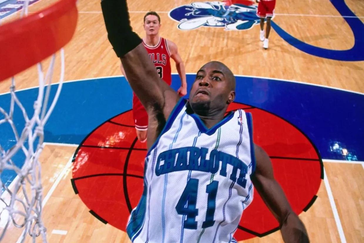 夏洛特黄蜂内部会议纪要流出——清晨复出首秀，欧篮联使命明确，团队化学反应显著